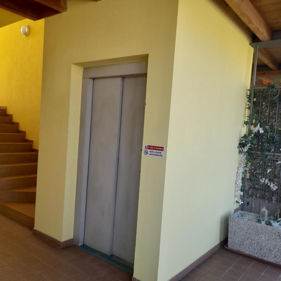 Appartamento garda felice Desenzano del Garda Esterno foto