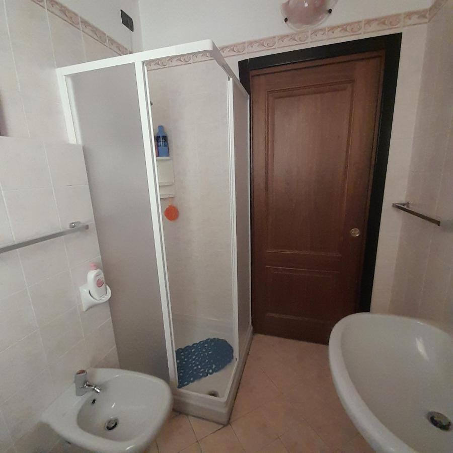 Appartamento garda felice Desenzano del Garda Esterno foto