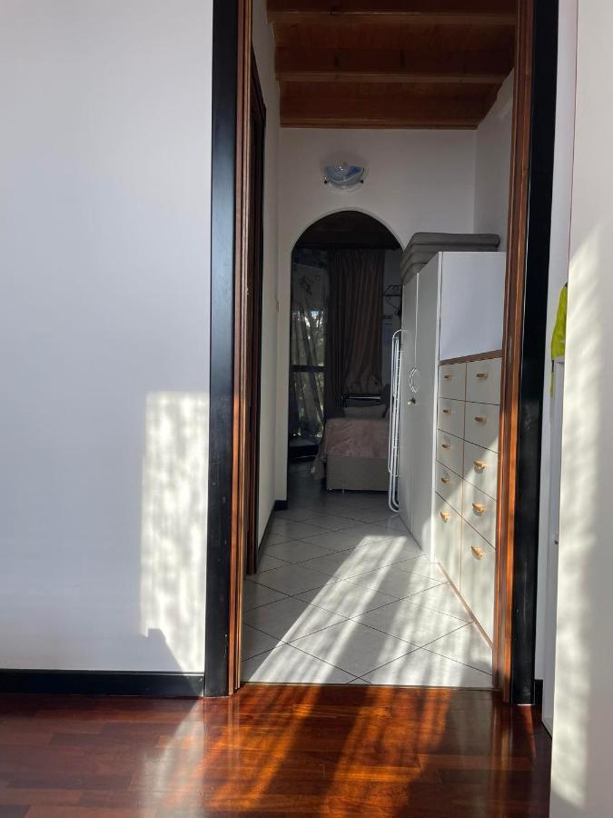 Appartamento garda felice Desenzano del Garda Esterno foto