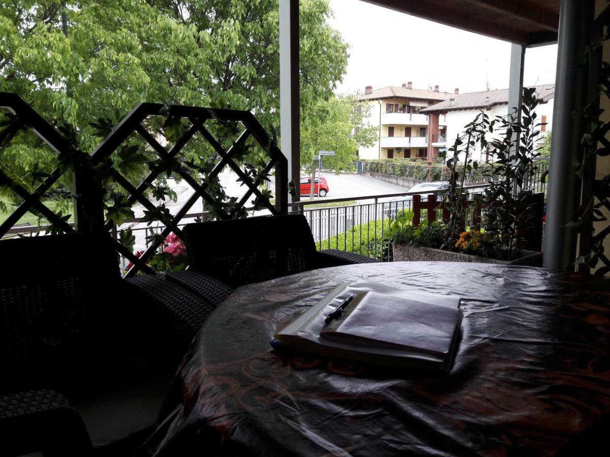 Appartamento garda felice Desenzano del Garda Esterno foto