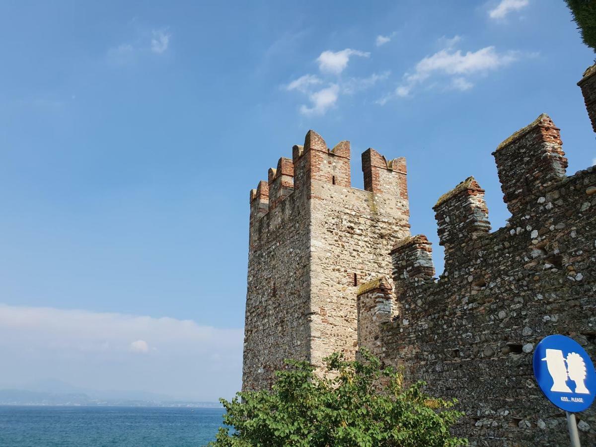 Appartamento garda felice Desenzano del Garda Esterno foto