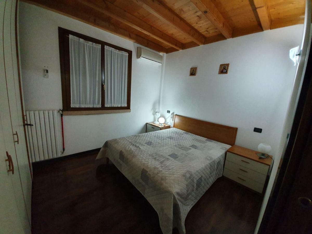 Appartamento garda felice Desenzano del Garda Esterno foto
