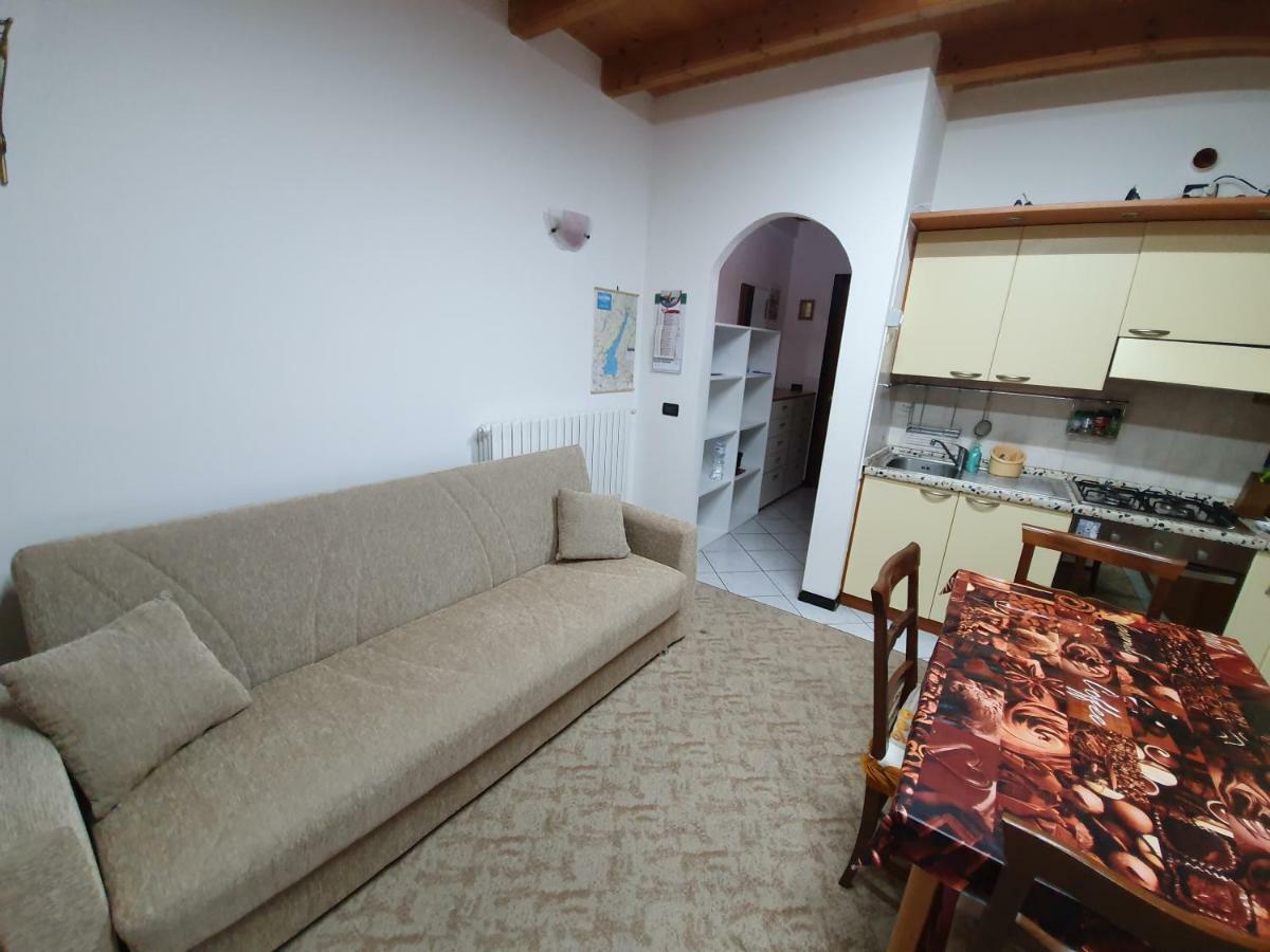 Appartamento garda felice Desenzano del Garda Esterno foto